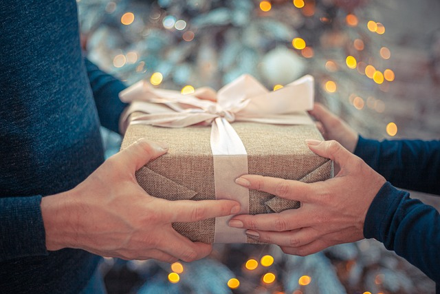 Idees de cadeaux : quel cadeau offrir a un proche ?